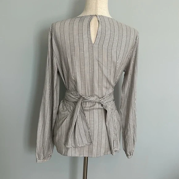 Ann Taylor long Sleeve Striped Tie Waist Blouse Size Small EUC - Picture 5 of 7
